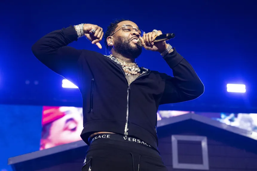 Kevin Gates defends dating younger women