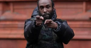 Twista Cheese leaving a Birmingham Court with gun signs