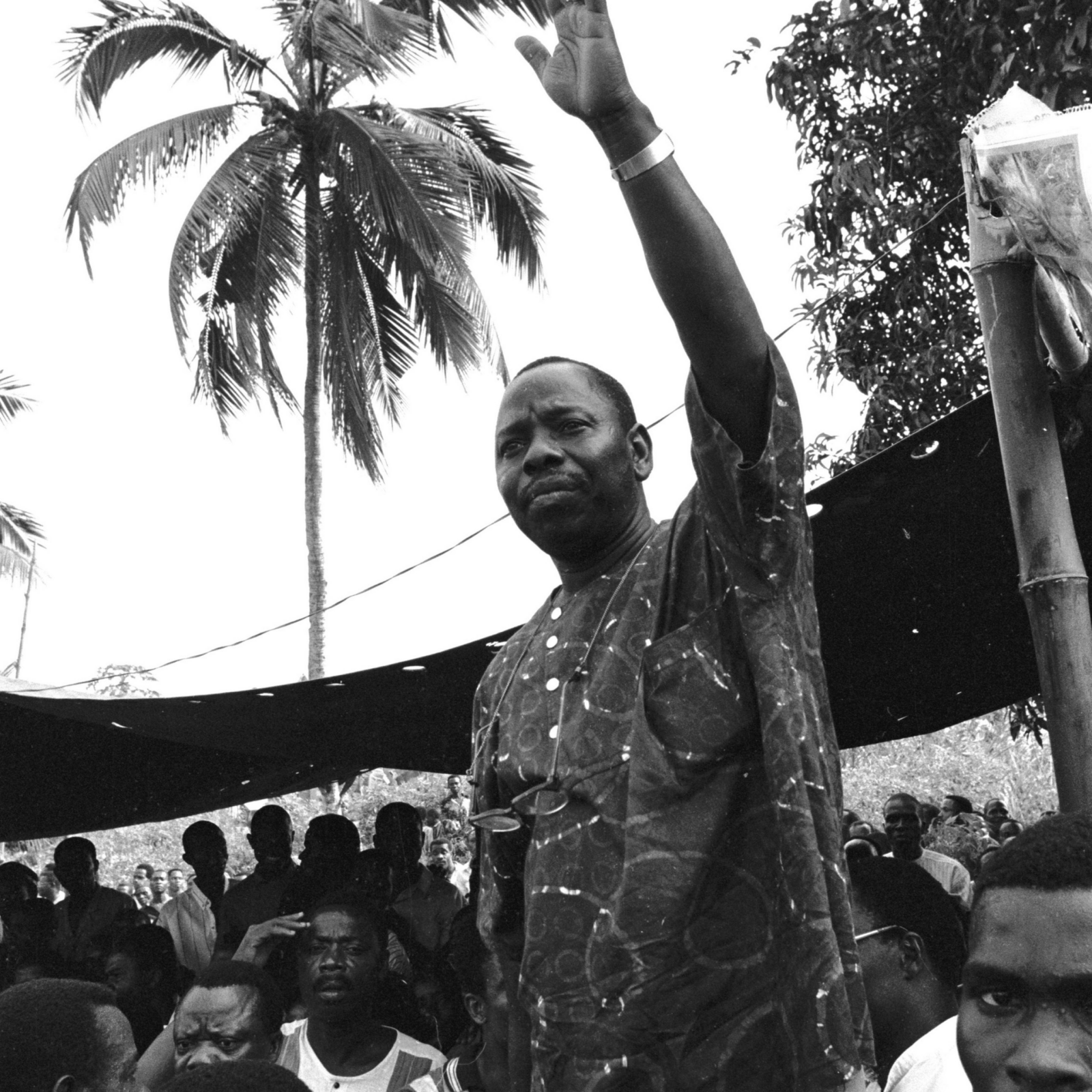 Ken Saro-Wiwa leading a protest for MOSOP.