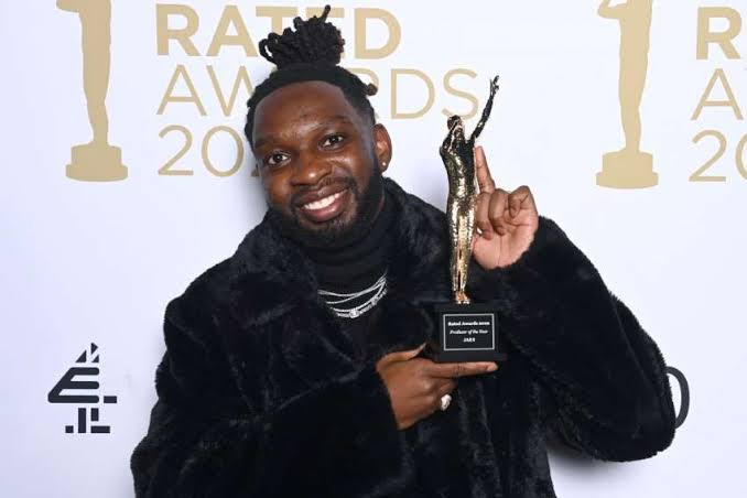 Jae5 winning an award at Grm Rated